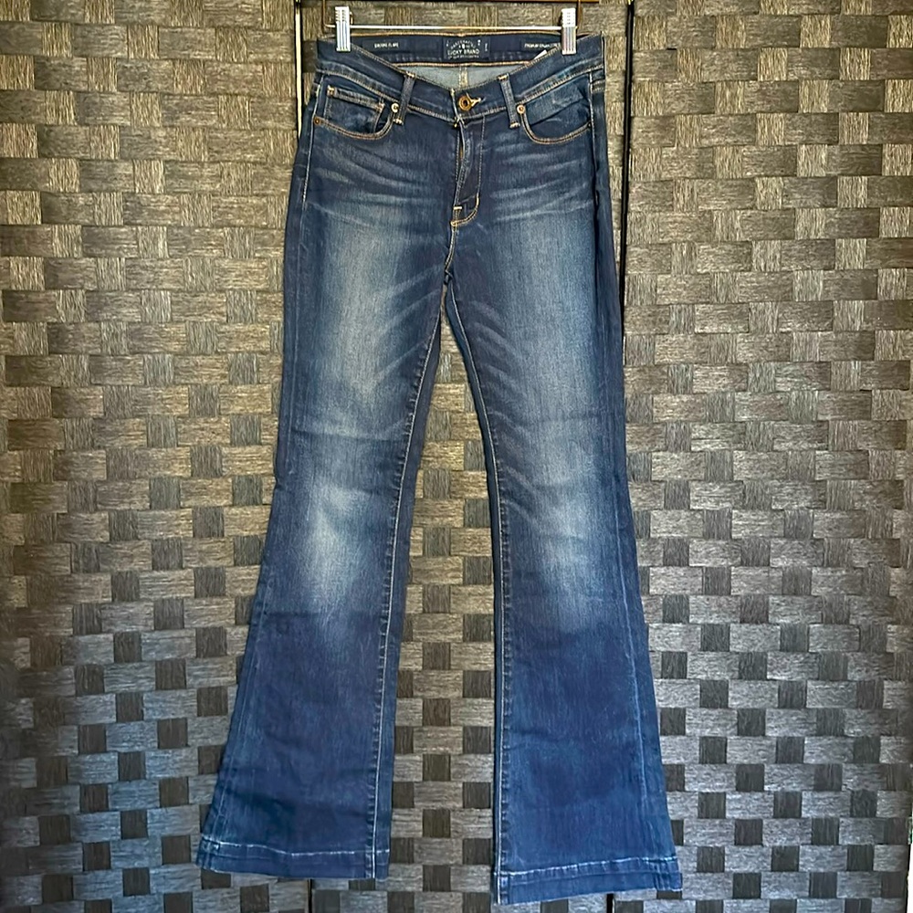 Women’s Lucky Brand SZ 2 Brooke Flare jeans.